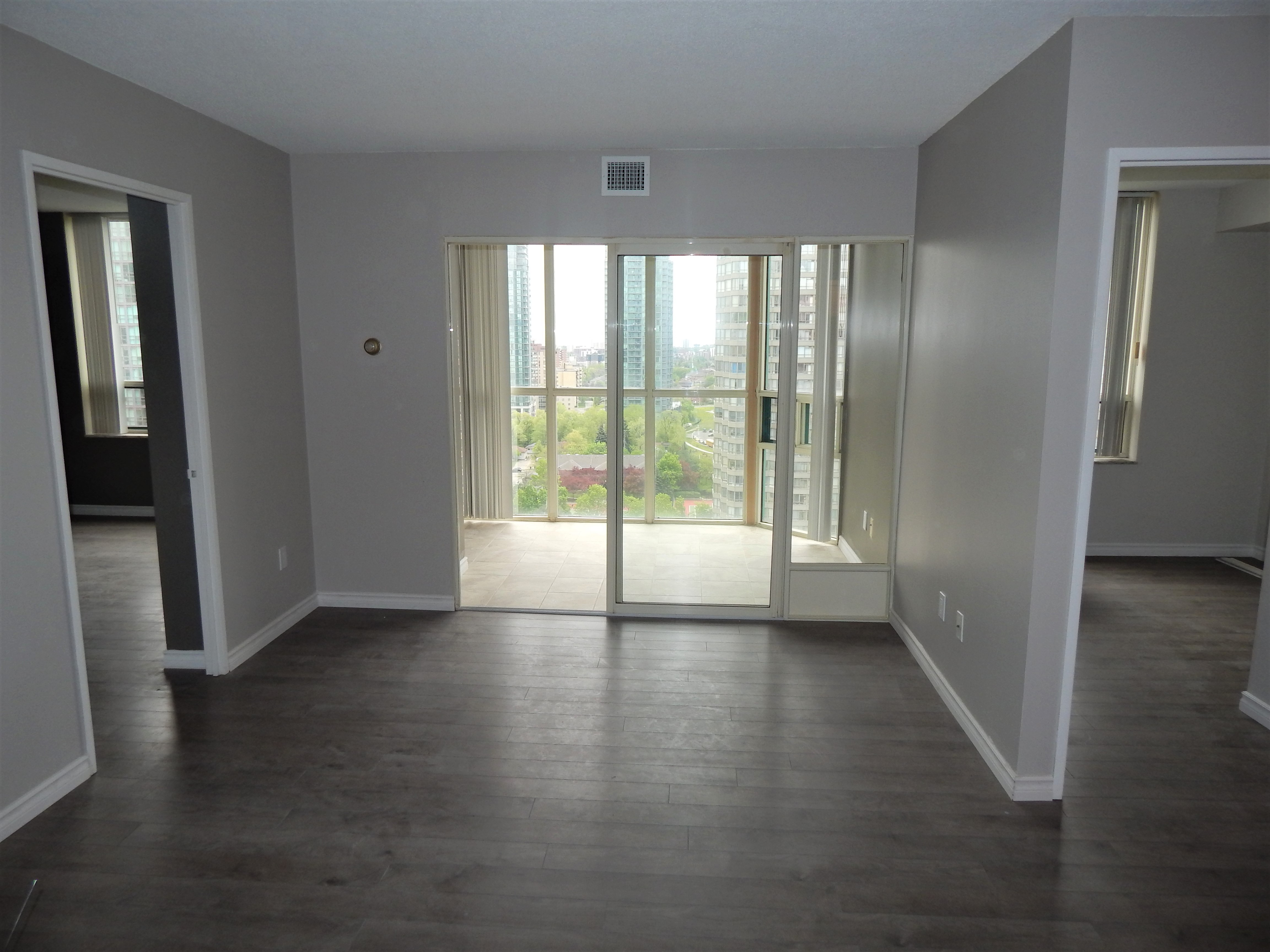 Renovated Two Bedroom in Mississauga!