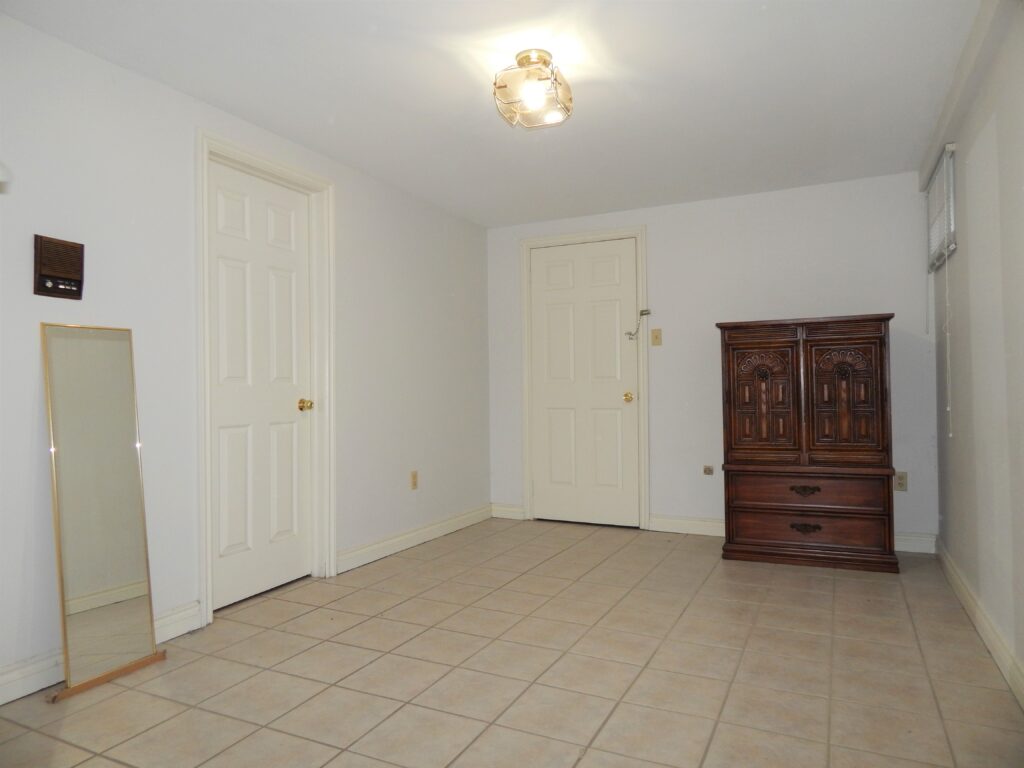 1 Bedroom Basement Apartment Bathurst & St. Clair Medallion Capital